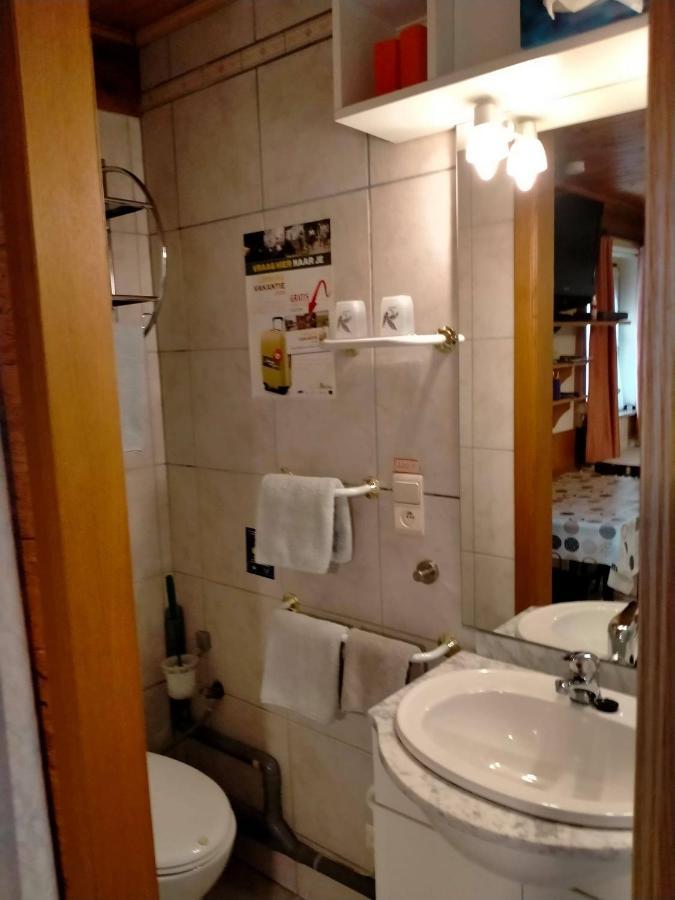 Gasthof Lederhose Diepenbeek Zewnętrze zdjęcie